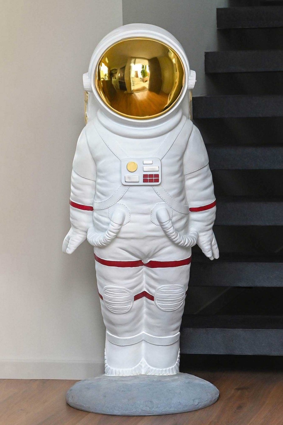 Detall ITEM Figura Resina 52,5X60X124 Astronauta Blanco Best